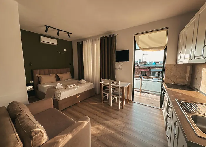 Relaxx & Hotell Tirana