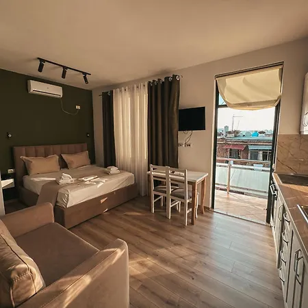 Relaxx & Hotell Tirana