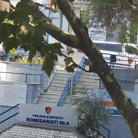 Hotell Relaxx & Tirana